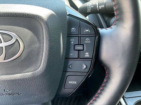 Used 2024 Toyota Prius Prime FWD image 25