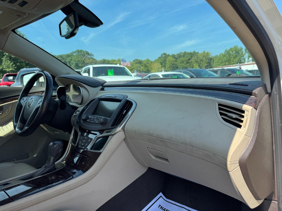 Used 2014 Buick LaCrosse Premium AWD/4WD image 19