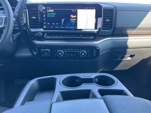 New 2026 Chevrolet Silverado 1500 LT w/ All Star Edition Plus image 17