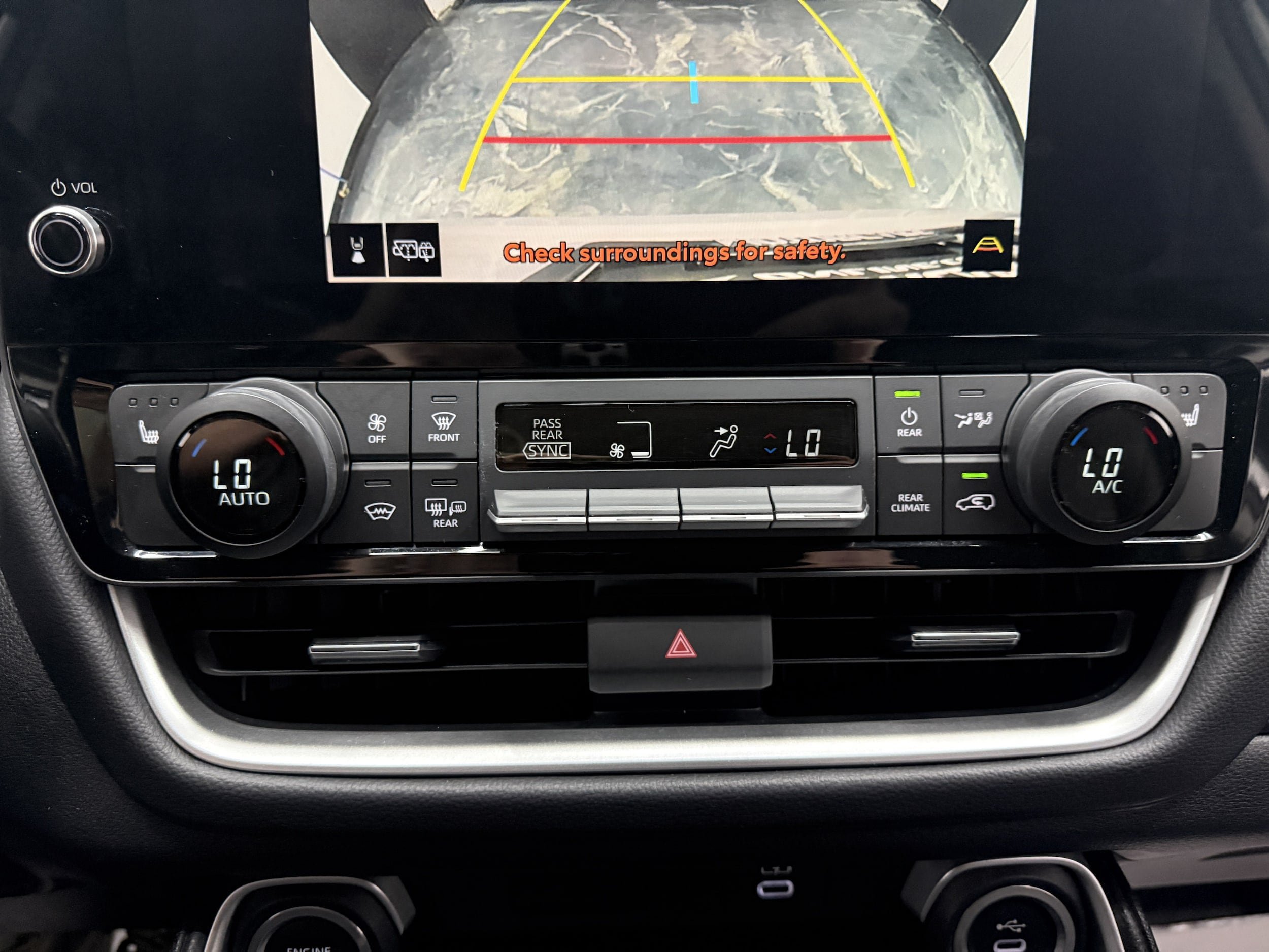 Used 2024 Toyota Grand Highlander AWD image 18