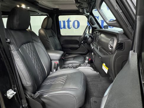 Used 2021 Jeep Wrangler Unlimited Rubicon image 10