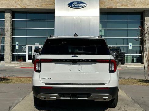 New 2026 Ford Explorer Active w/ Active Comfort Package image 19