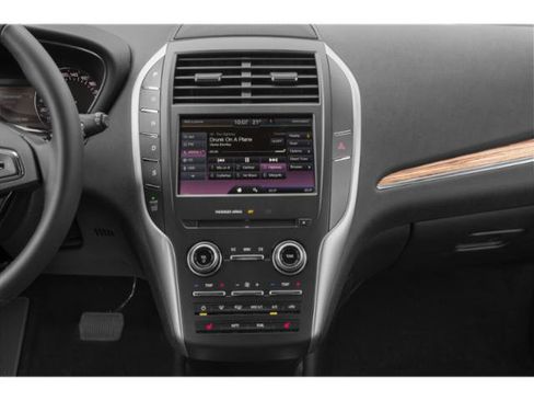Used 2015 Lincoln MKC FWD w/ Equipment Group 102A Reserve image 10