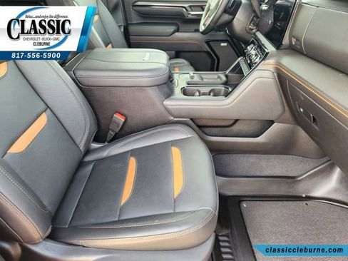 Used 2024 GMC Sierra 2500 AT4 w/ AT4 Premium Plus Package AWD/4WD image 22