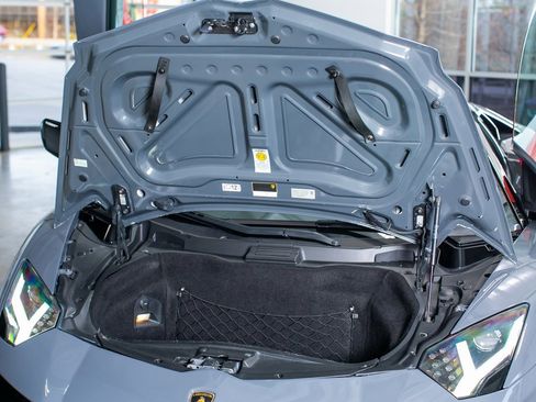 Used 2013 Lamborghini Aventador LP 700-4 image 16