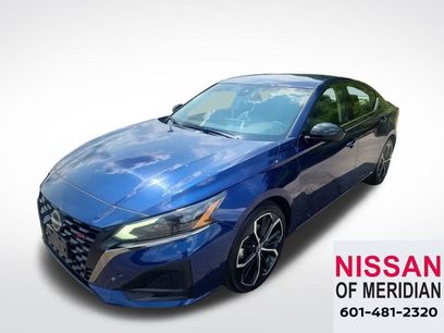Used 2024 Nissan Altima 2.5 SR