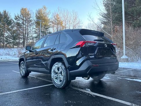 New 2025 Toyota RAV4 XLE w/ Convenience Package image 3