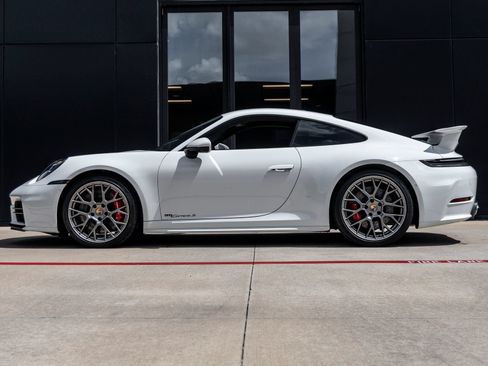 Certified 2026 Porsche 911 Carrera S RWD image 2