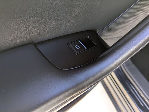 Used 2025 MAZDA CX-30 AWD 2.5 S w/ Preferred Package image 27