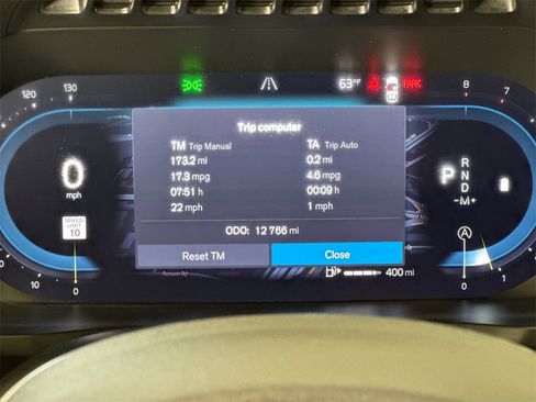 Certified 2025 Volvo XC90 B6 Plus image 28