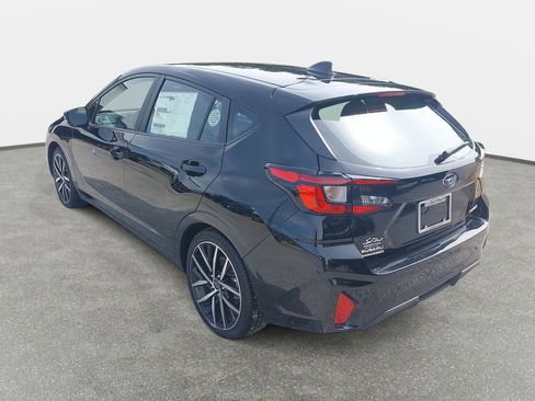 Used 2025 Subaru Impreza 2.0i Sport image 7