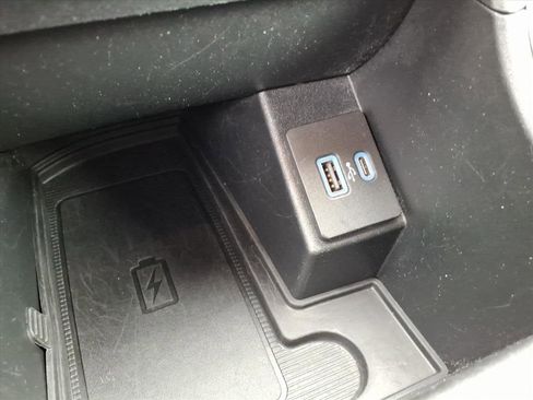 Certified 2022 Ford Edge SEL w/ Convenience Package image 18