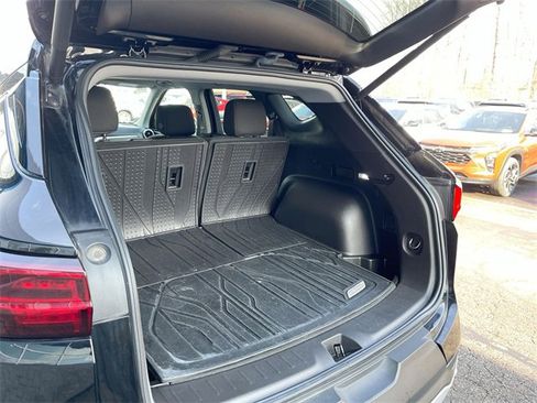 Certified 2024 Chevrolet Blazer LT w/ Convenience Package image 27