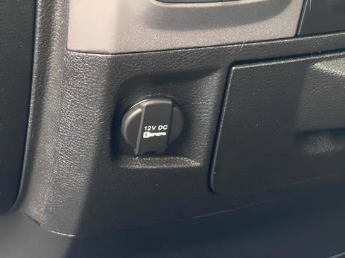 Used 2019 RAM 1500 Express w/ Express Value Package image 28