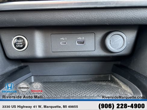 Used 2023 Nissan Rogue SV w/ SV Premium B Package image 18