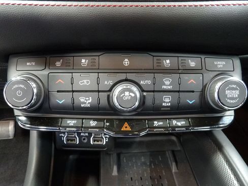 Used 2025 Dodge Durango R/T AWD/4WD image 50