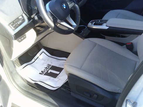 Used 2023 BMW X1 xDrive28i image 16