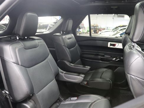 Used 2022 Ford Explorer ST w/ Equipment Group 401A AWD/4WD image 22