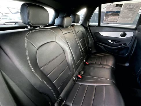 Certified 2021 Mercedes-Benz GLC 300 image 20