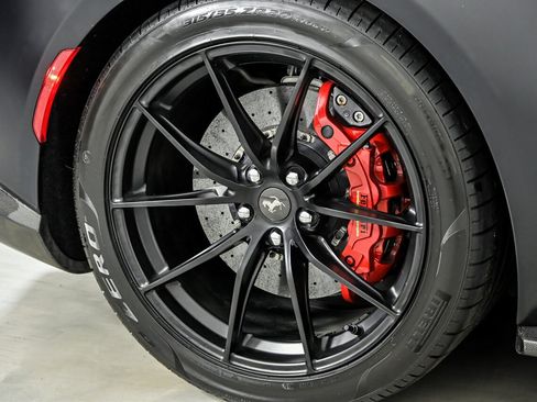 Used 2023 Ferrari 812 GTS RWD image 15