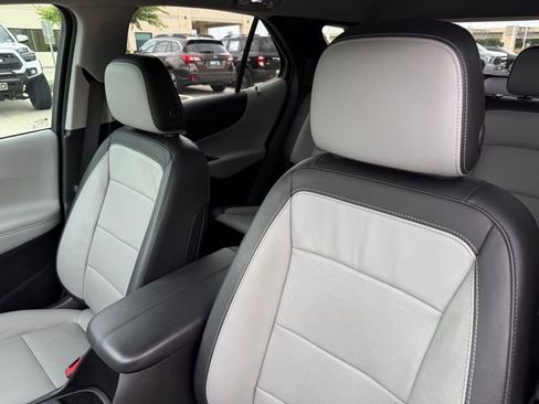 Used 2019 Chevrolet Equinox Premier FWD image 15