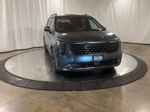 New 2026 Kia Carnival SX w/ SX Dark Edition Package image 4