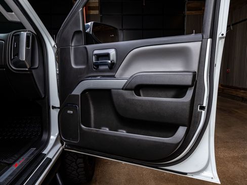 Used 2016 Chevrolet Silverado 1500 LTZ Z71 image 34