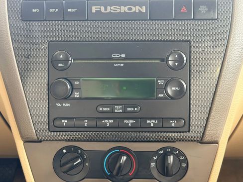 Used 2007 Ford Fusion SE FWD image 15