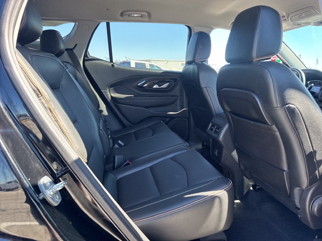 Used 2022 GMC Terrain AT4 w/ LPO, Floor Liner Package AWD/4WD image 13