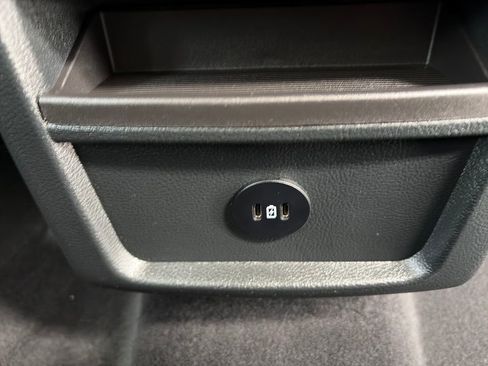 Used 2024 Ford Edge SE image 33