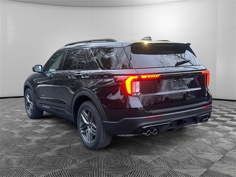 New 2026 Ford Explorer ST image 3