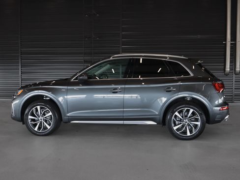 Used 2023 Audi Q5 2.0T Premium w/ Convenience Package AWD/4WD image 14