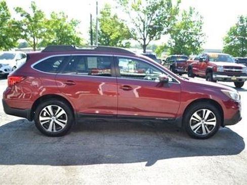 Used 2018 Subaru Outback 2.5i Limited AWD/4WD image 5