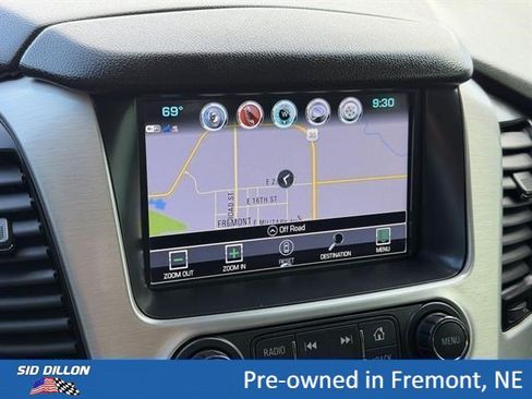 Used 2018 GMC Yukon XL SLT w/ Premium Edition AWD/4WD image 11