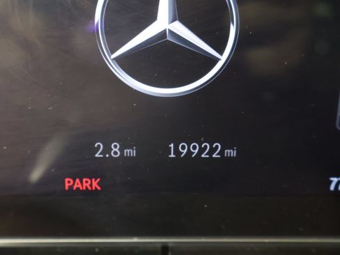 Used 2023 Mercedes-Benz C 300 4MATIC Sedan w/ AMG Line w/ Night Package image 40