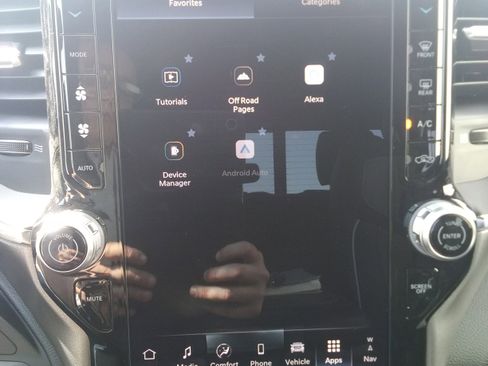 New 2026 RAM 2500 Laramie w/ Towing Technology Group image 31