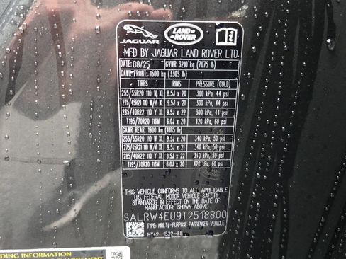 New 2026 Land Rover Discovery Limited Edition AWD/4WD image 30