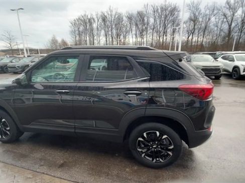 Used 2023 Chevrolet TrailBlazer LT w/ Convenience Package image 5