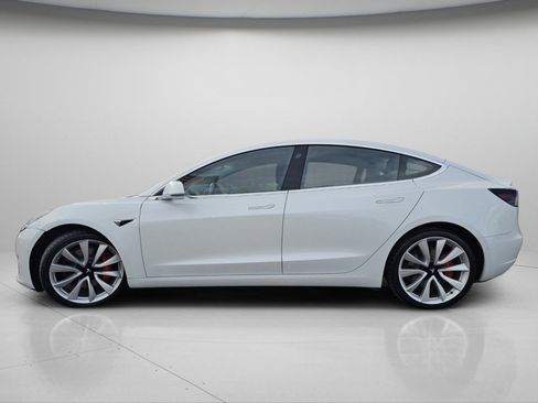 Used 2018 Tesla Model 3 image 21