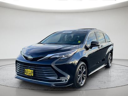 Certified 2026 Toyota Sienna Platinum