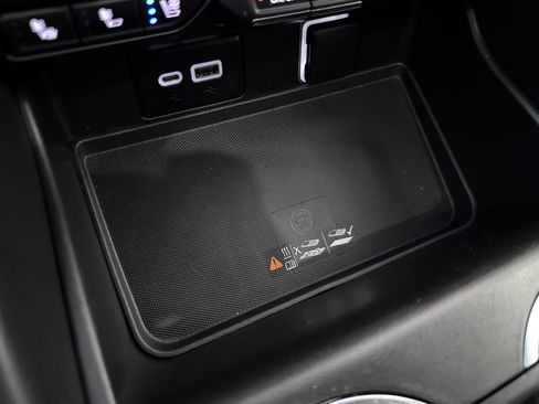 Certified 2023 GMC Yukon AT4 AWD/4WD image 28
