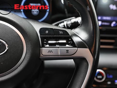 Used 2021 Hyundai Elantra SEL w/ Convenience Package image 16