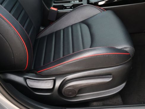 Used 2023 Kia Forte GT w/ GT2 Package image 19