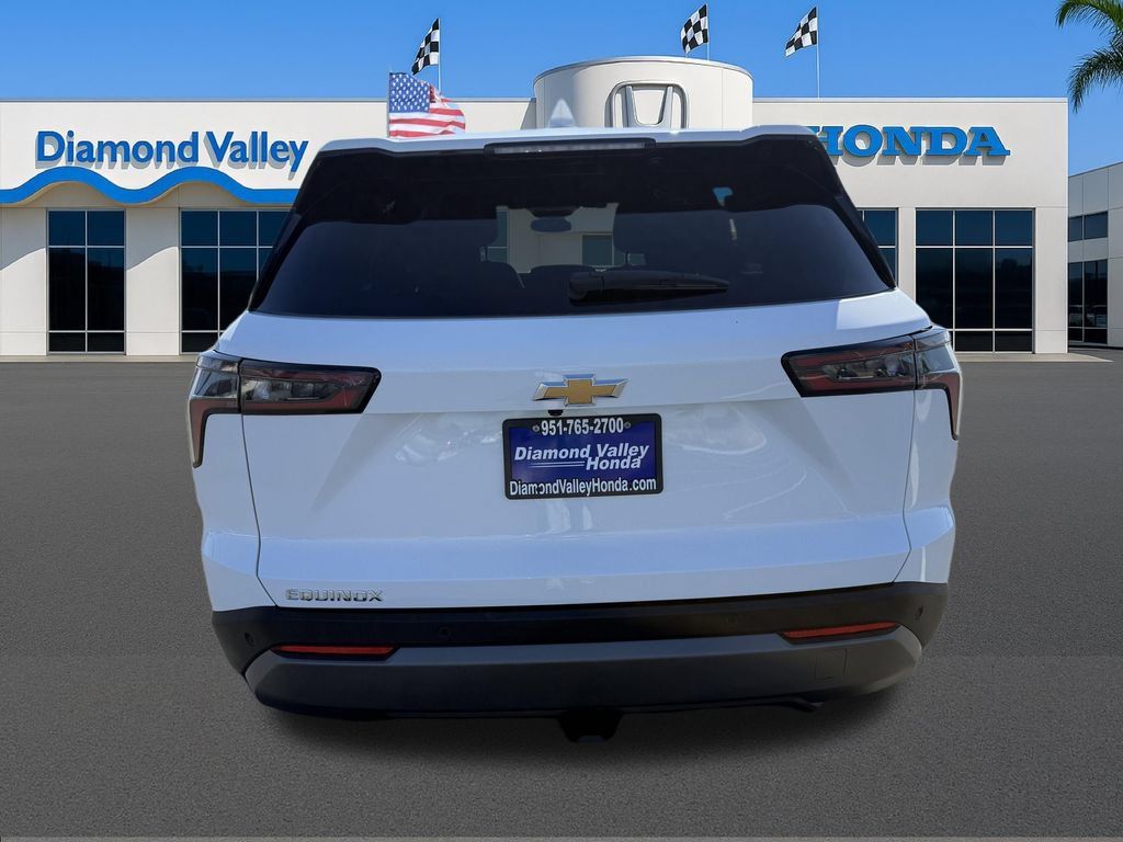 Used 2026 Chevrolet Equinox LT w/ Convenience Package II FWD image 5