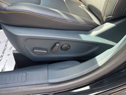 Used 2025 Ford Maverick Tremor AWD/4WD image 5