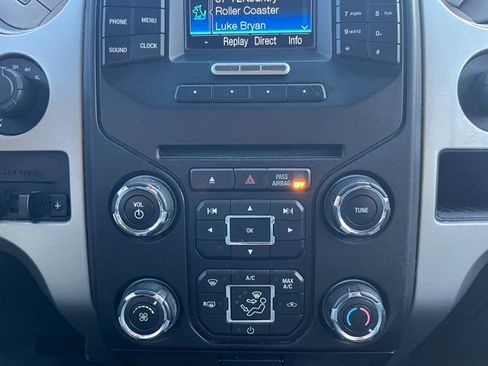 Used 2014 Ford F150 XLT w/ Equipment Group 302A Luxury image 21