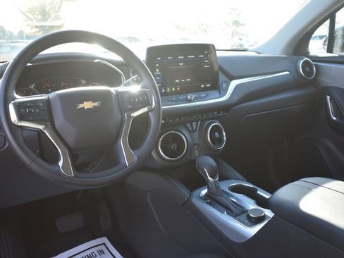 Used 2025 Chevrolet Blazer LT image 18