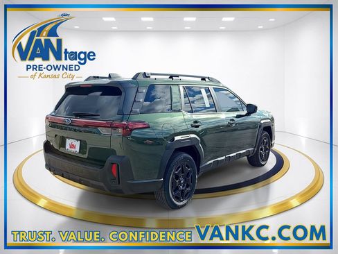 Used 2026 Subaru Outback Limited AWD/4WD image 6