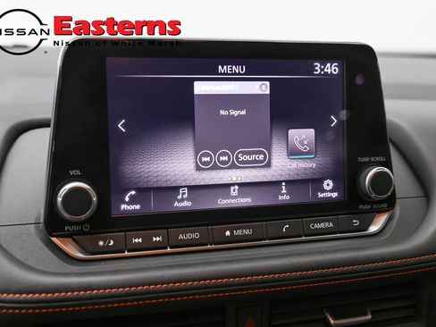 Used 2025 Nissan Rogue SV AWD/4WD image 18