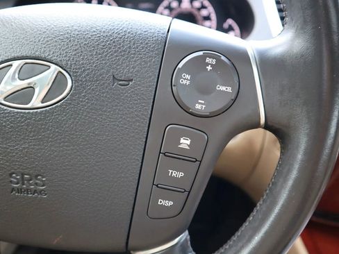 Used 2012 Hyundai Genesis 3.8 w/ Premium Pkg image 23